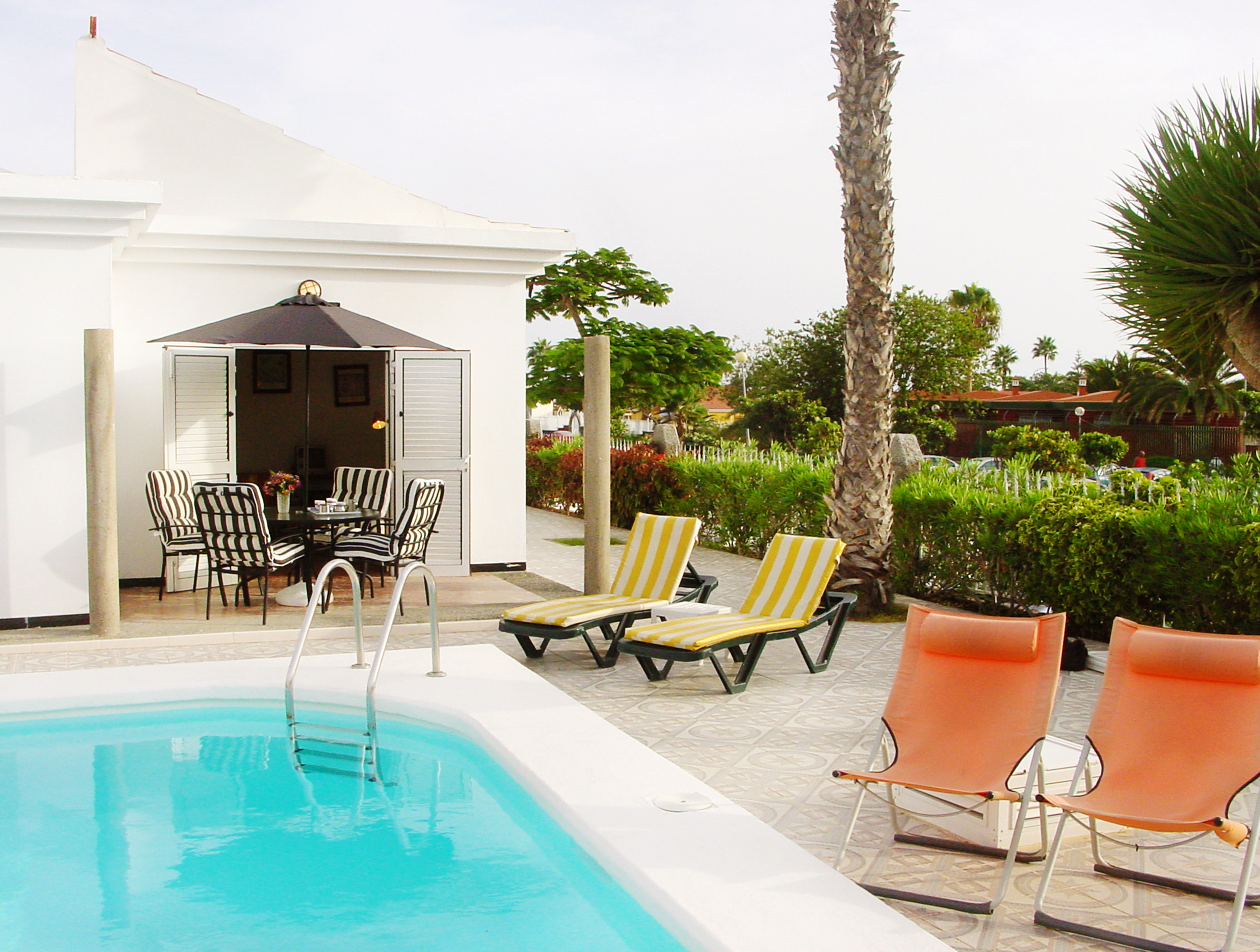 Las Almenas Bungalows