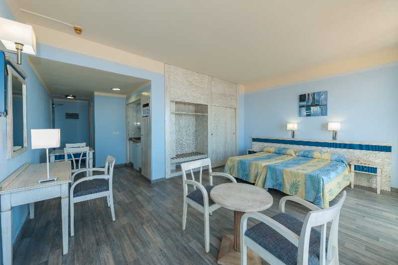 Apartamentos Colon Playa