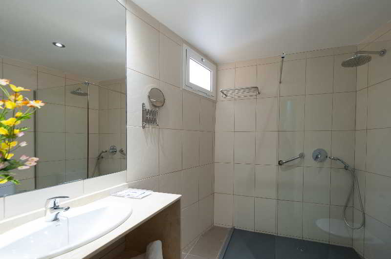 Apartamentos Colon Playa