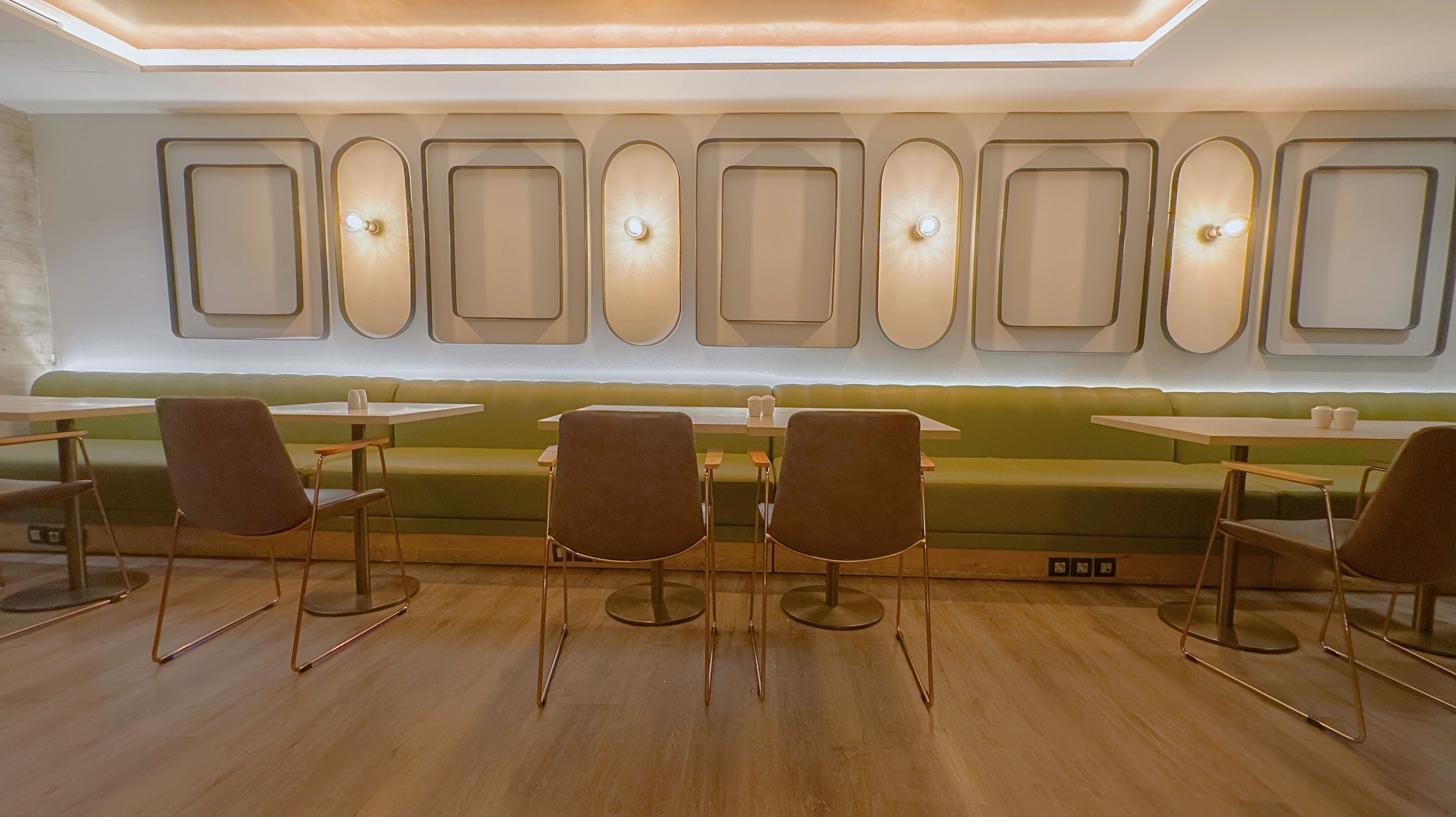 Design Plus BEX Hotel