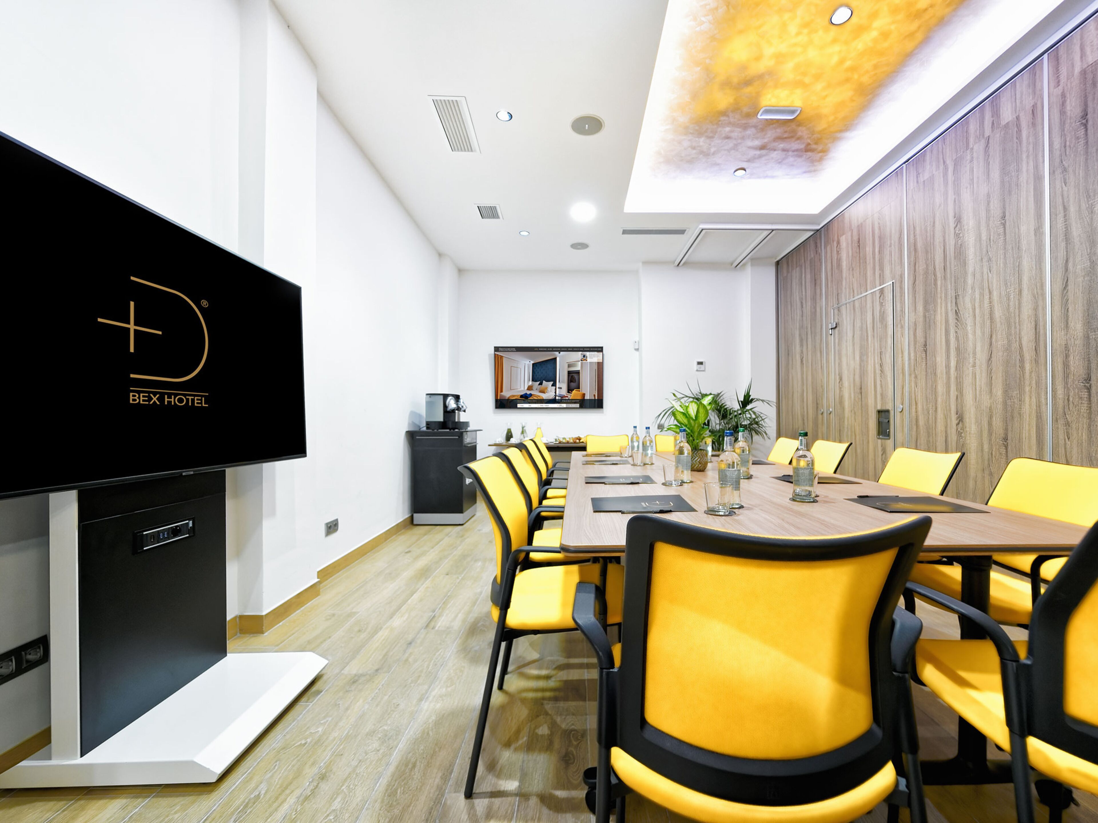 Design Plus BEX Hotel