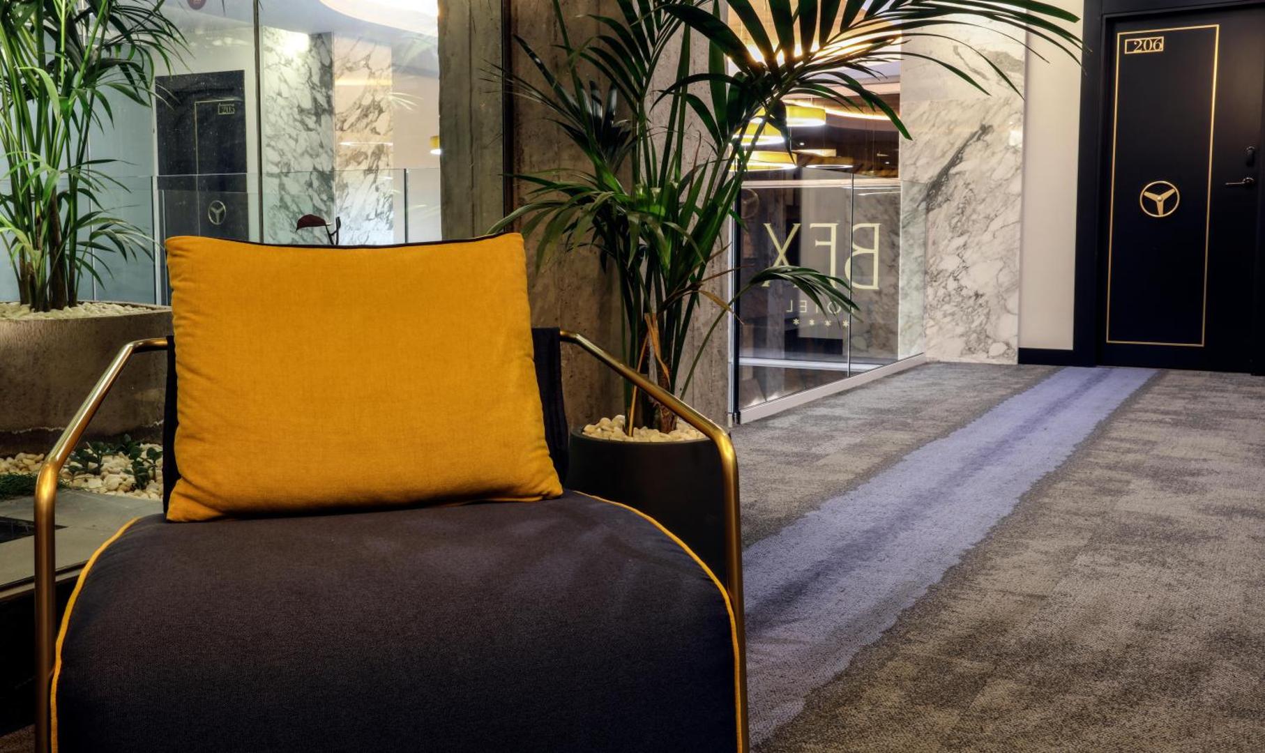 Design Plus BEX Hotel