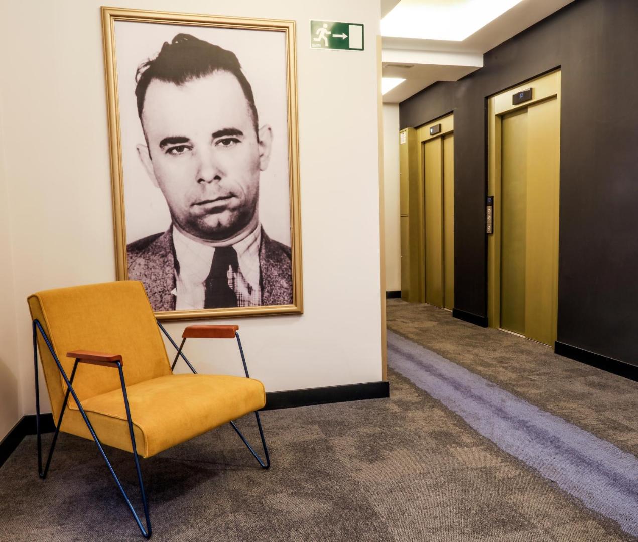 Design Plus BEX Hotel