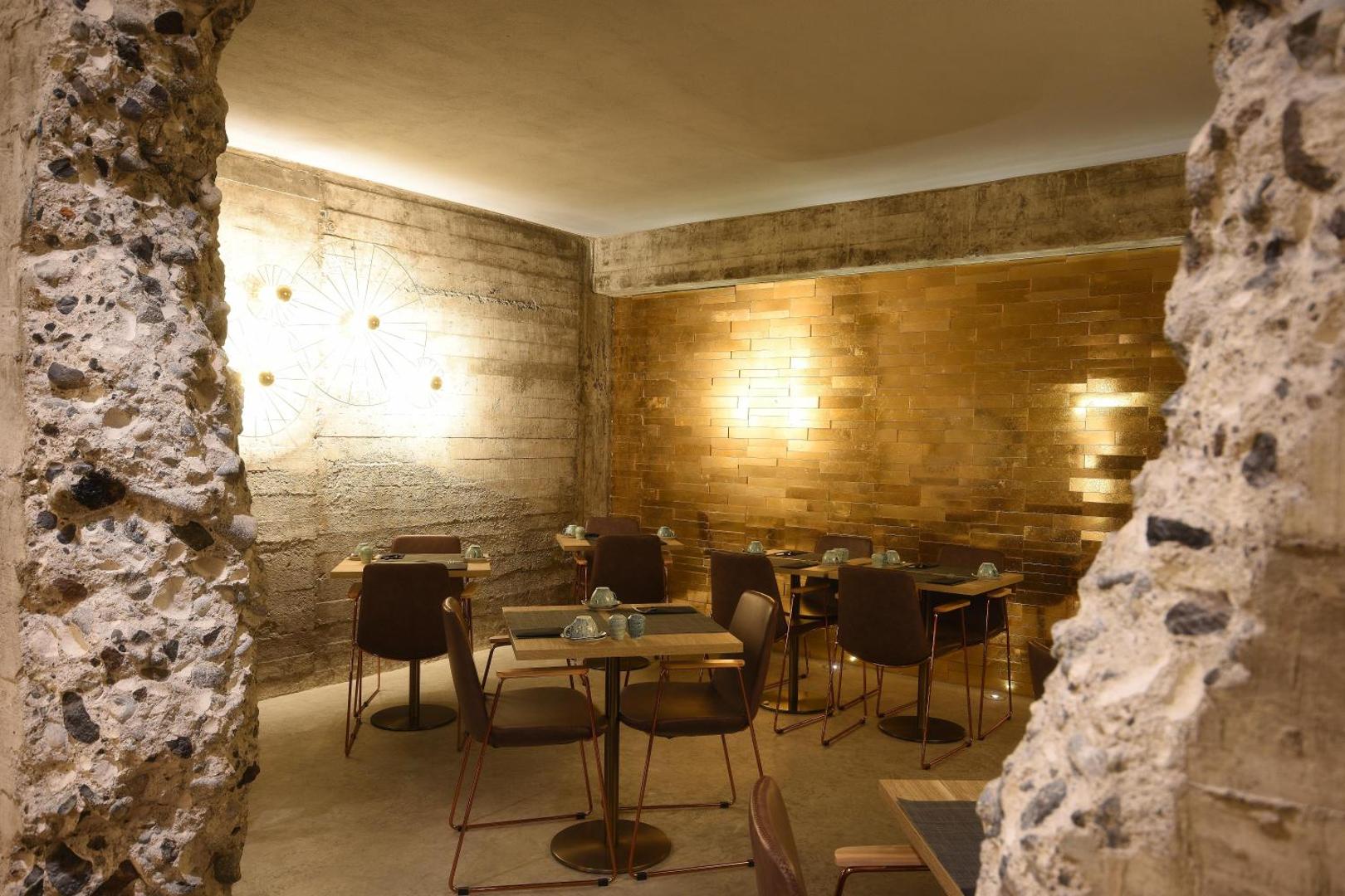 Design Plus BEX Hotel