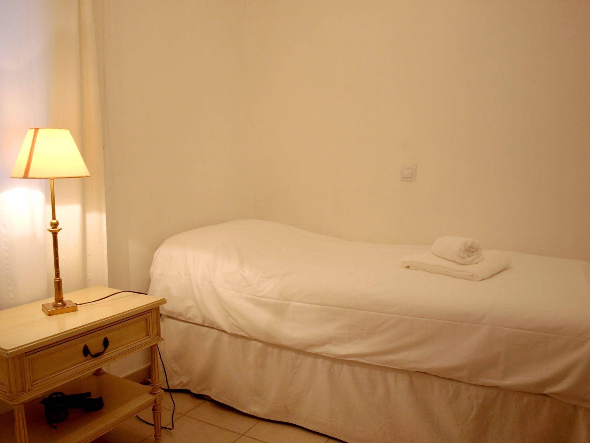 Flatguest Sweet Urban