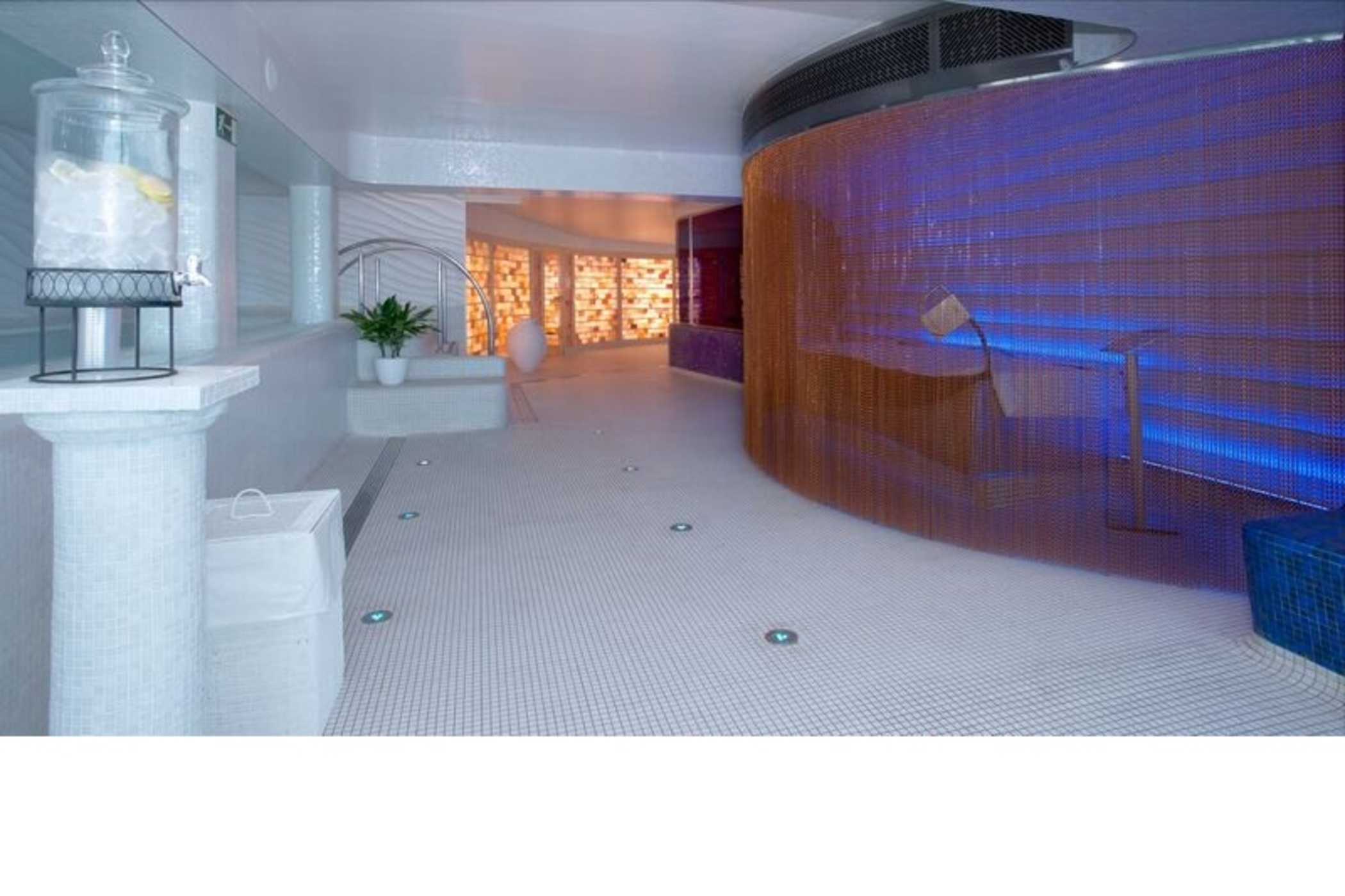 Bull Hotel Reina Isabel & Spa