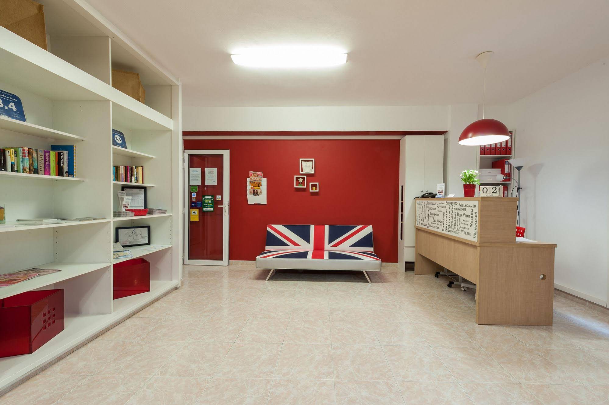 Las Palmas Urban Center