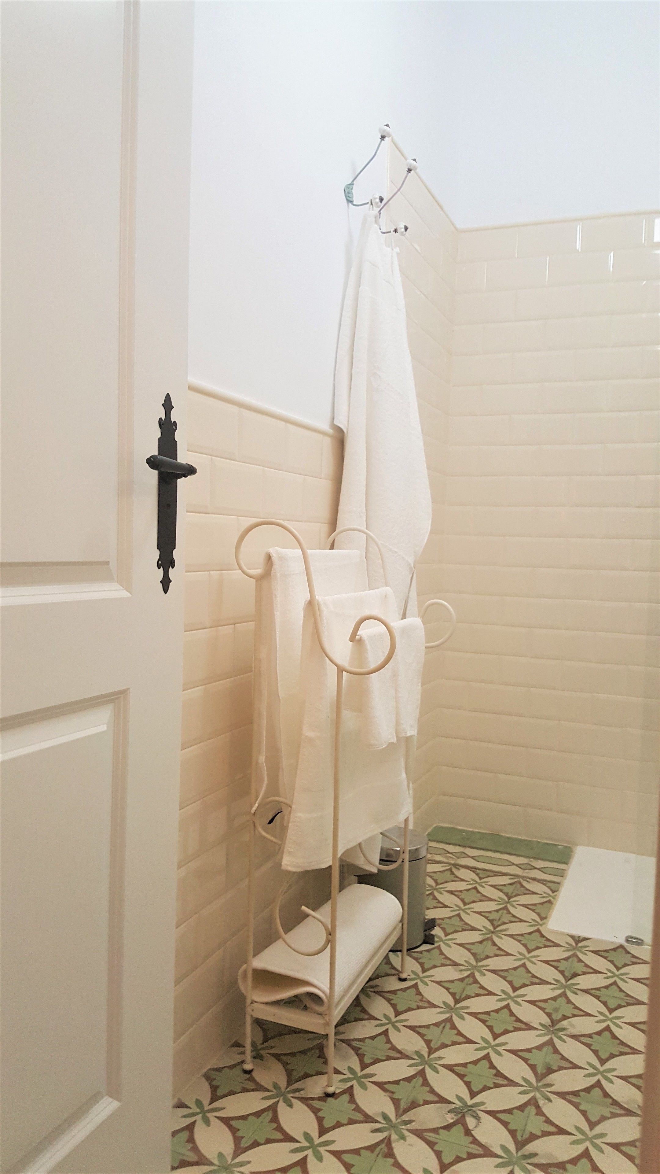 Los Canaritos Guest House