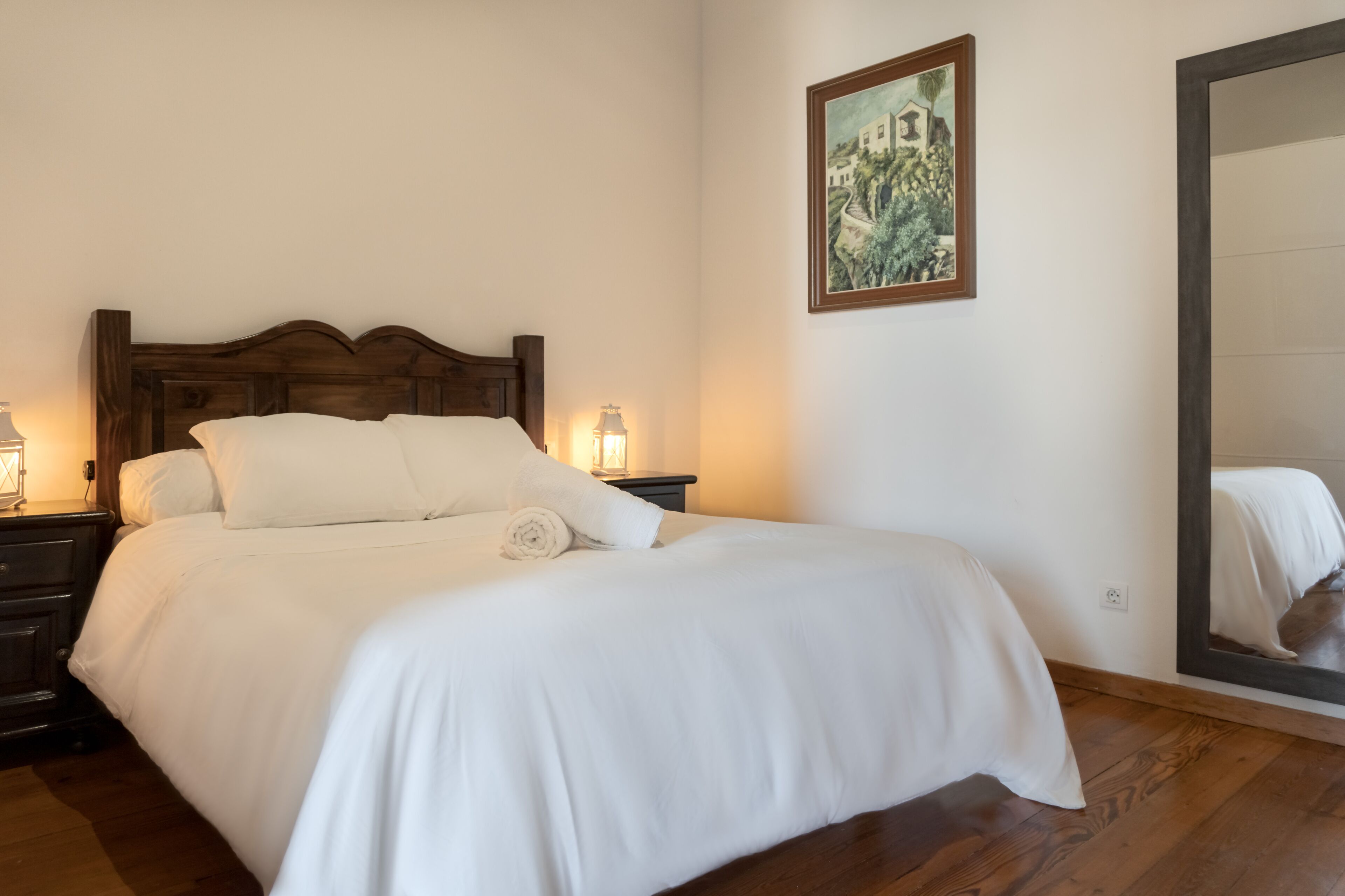 Santa Ana Suite & Rooms