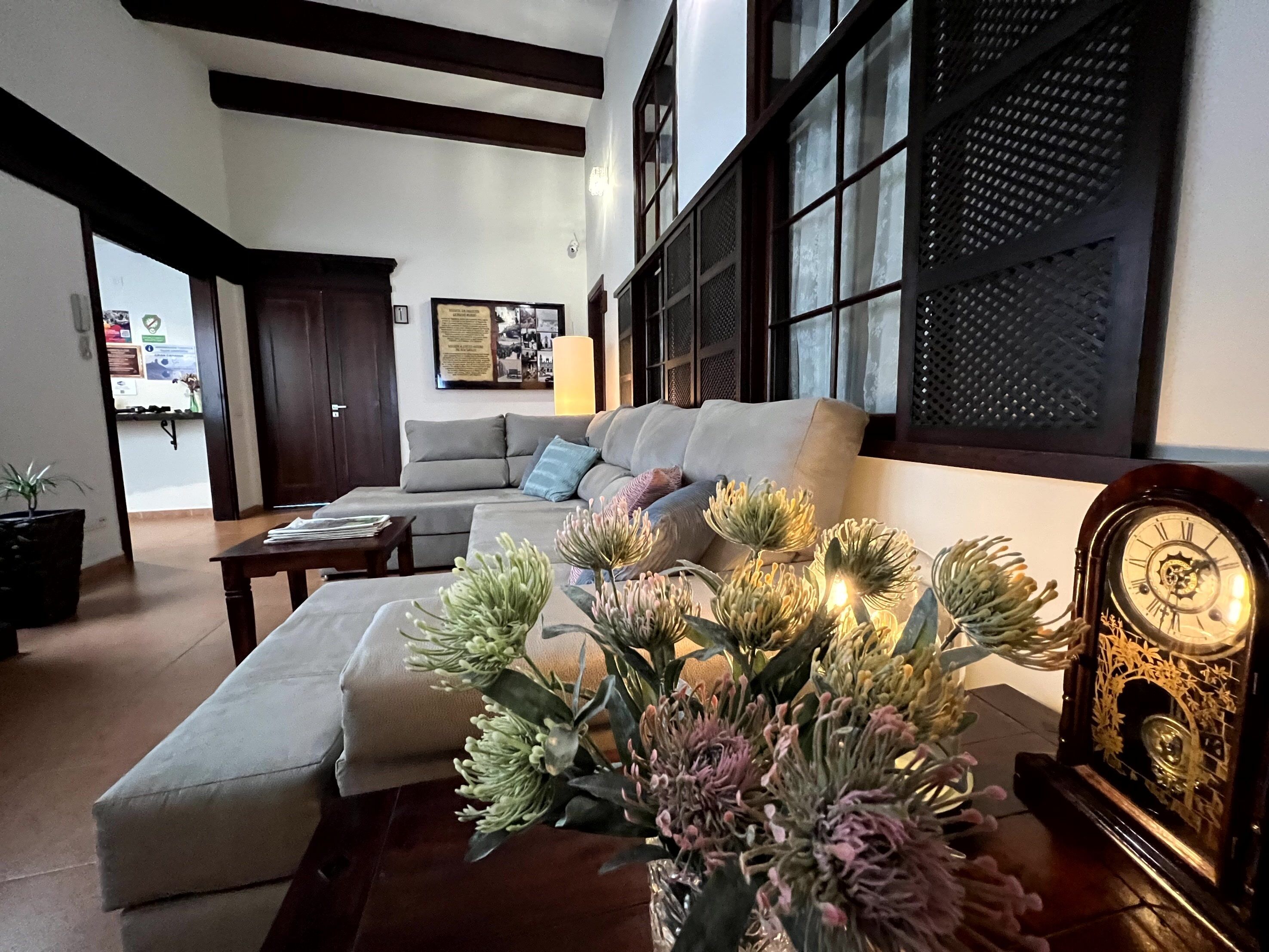 Santa Ana Suite & Rooms