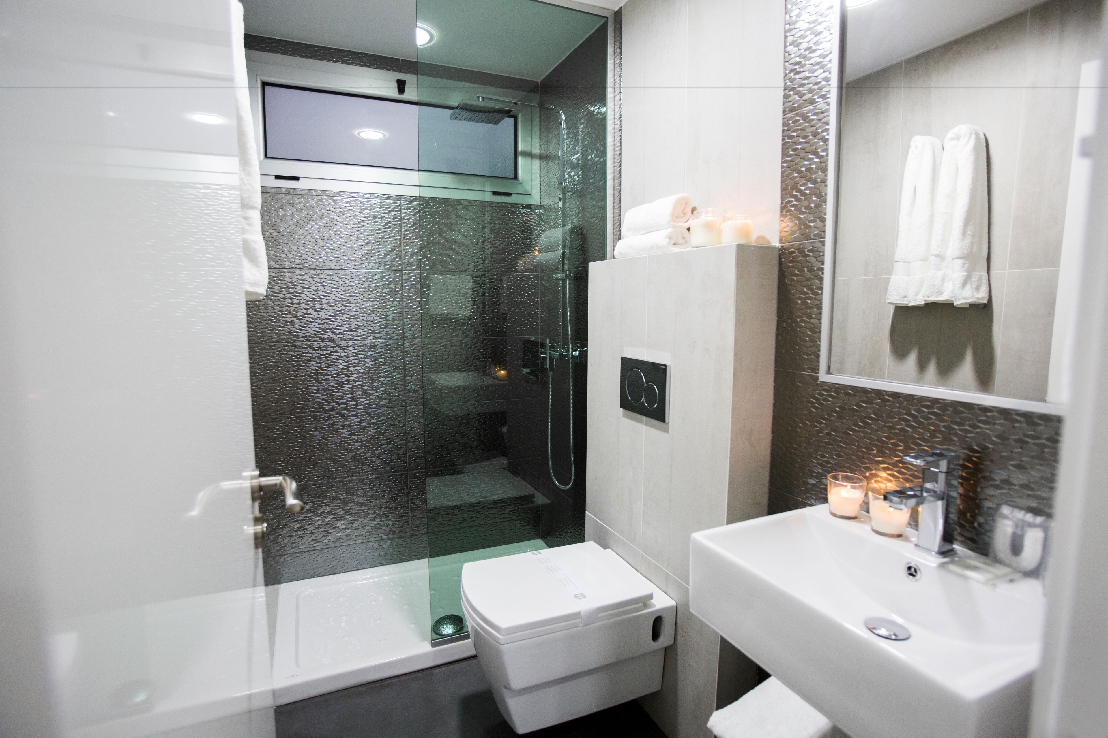 Valentina Beach Apartments & Suites