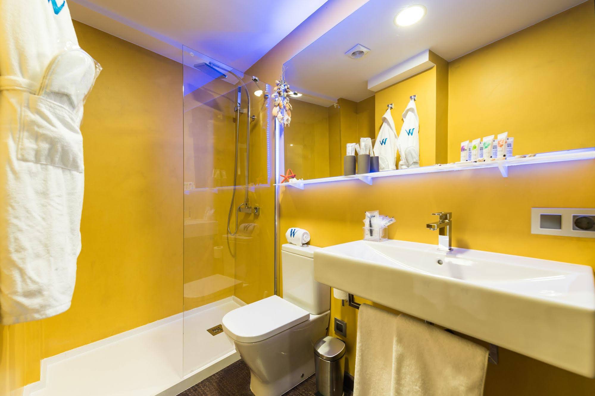 Wavia Hotel - Adults Only