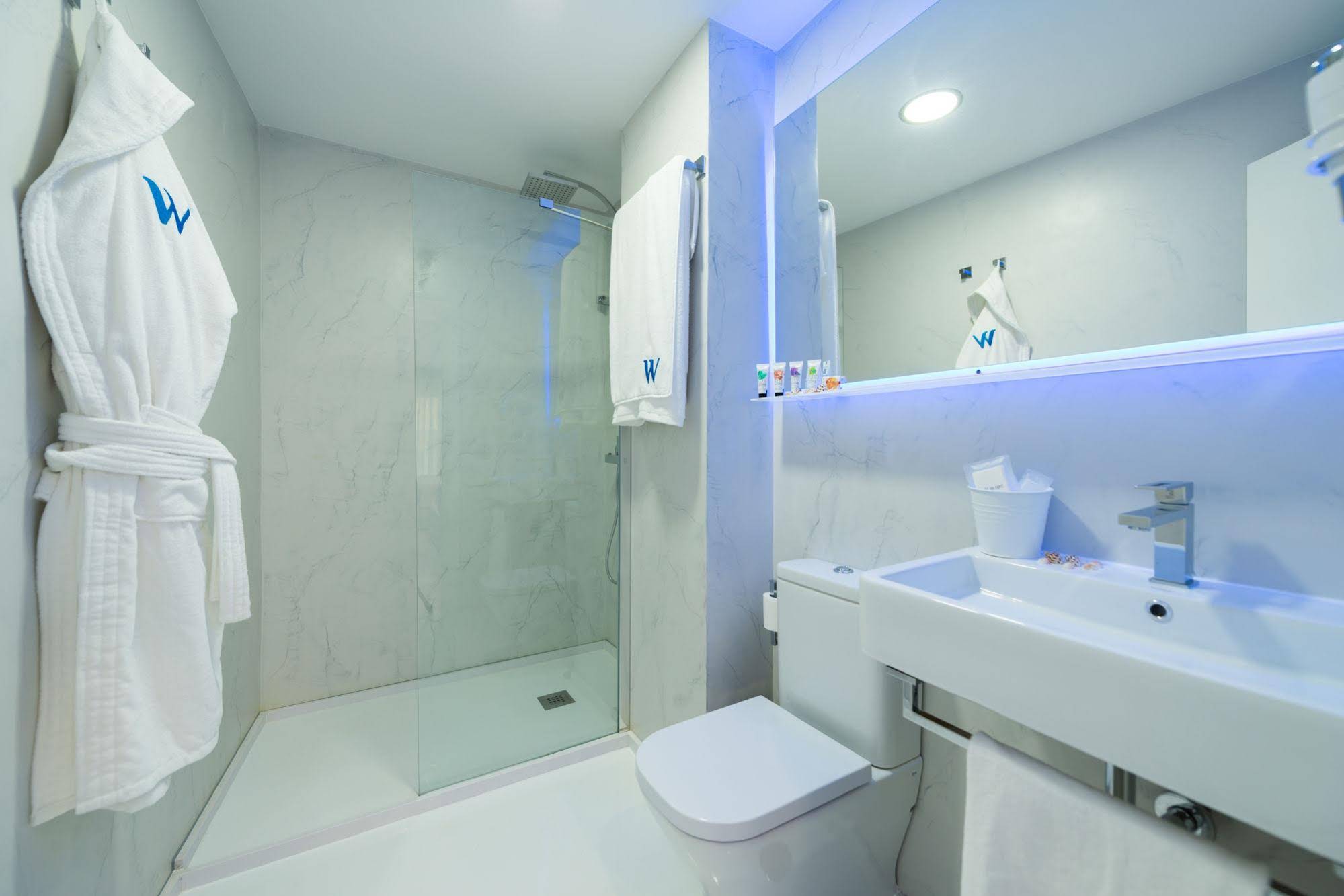 Wavia Hotel - Adults Only