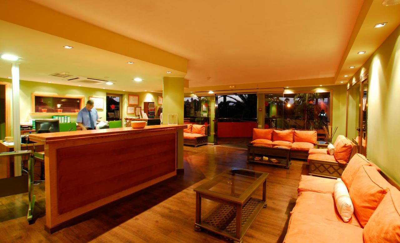 Bungalows Cordial Green Golf