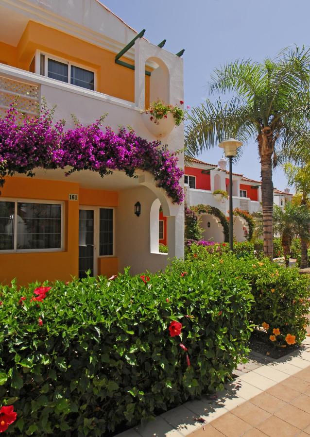 Bungalows Cordial Green Golf