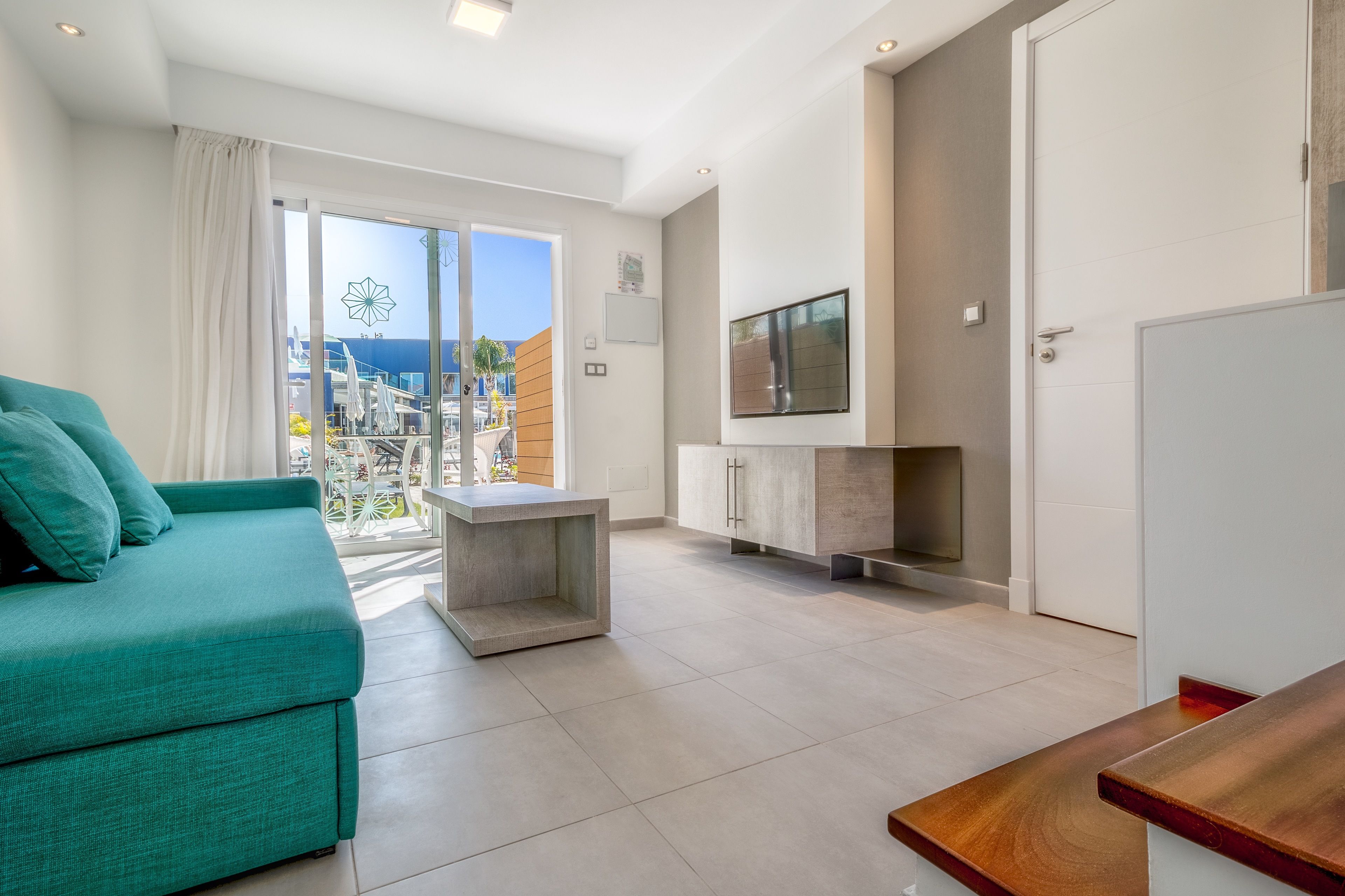 Hotel LIVVO Los Calderones