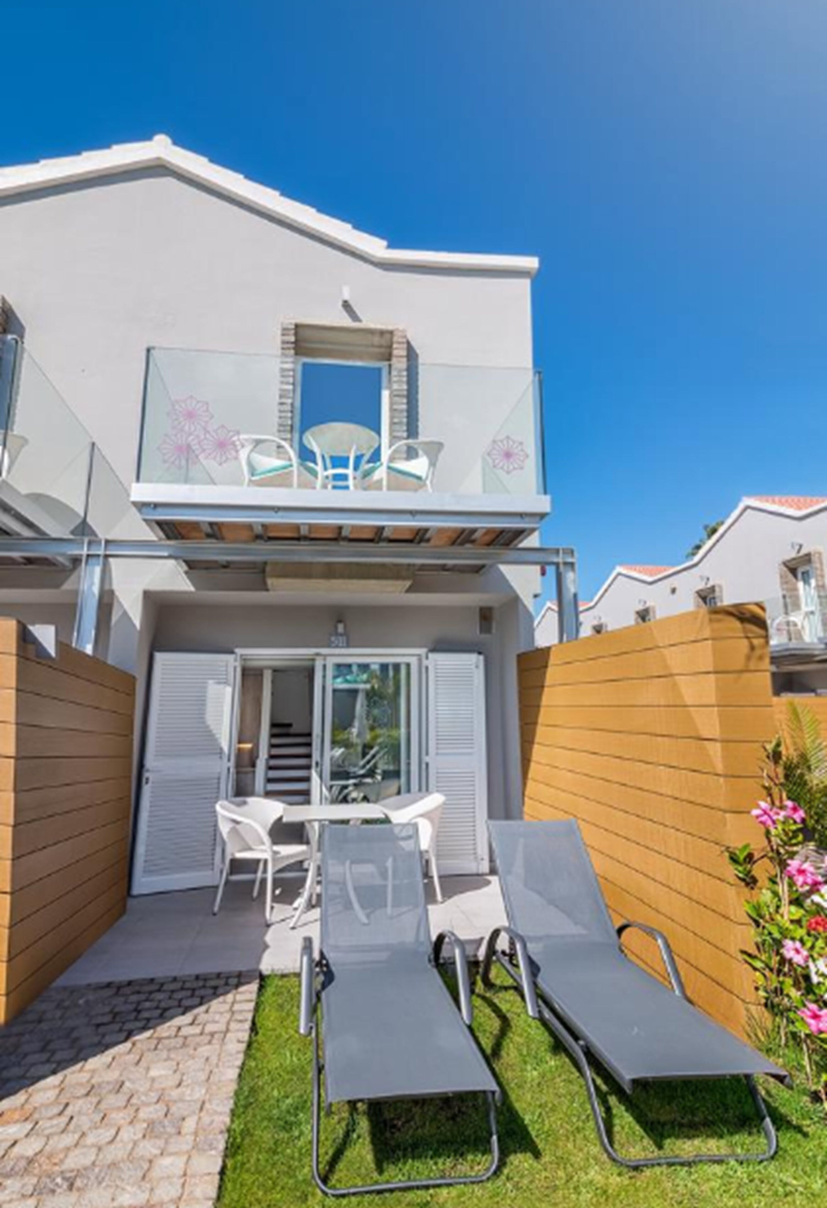 Hotel LIVVO Los Calderones