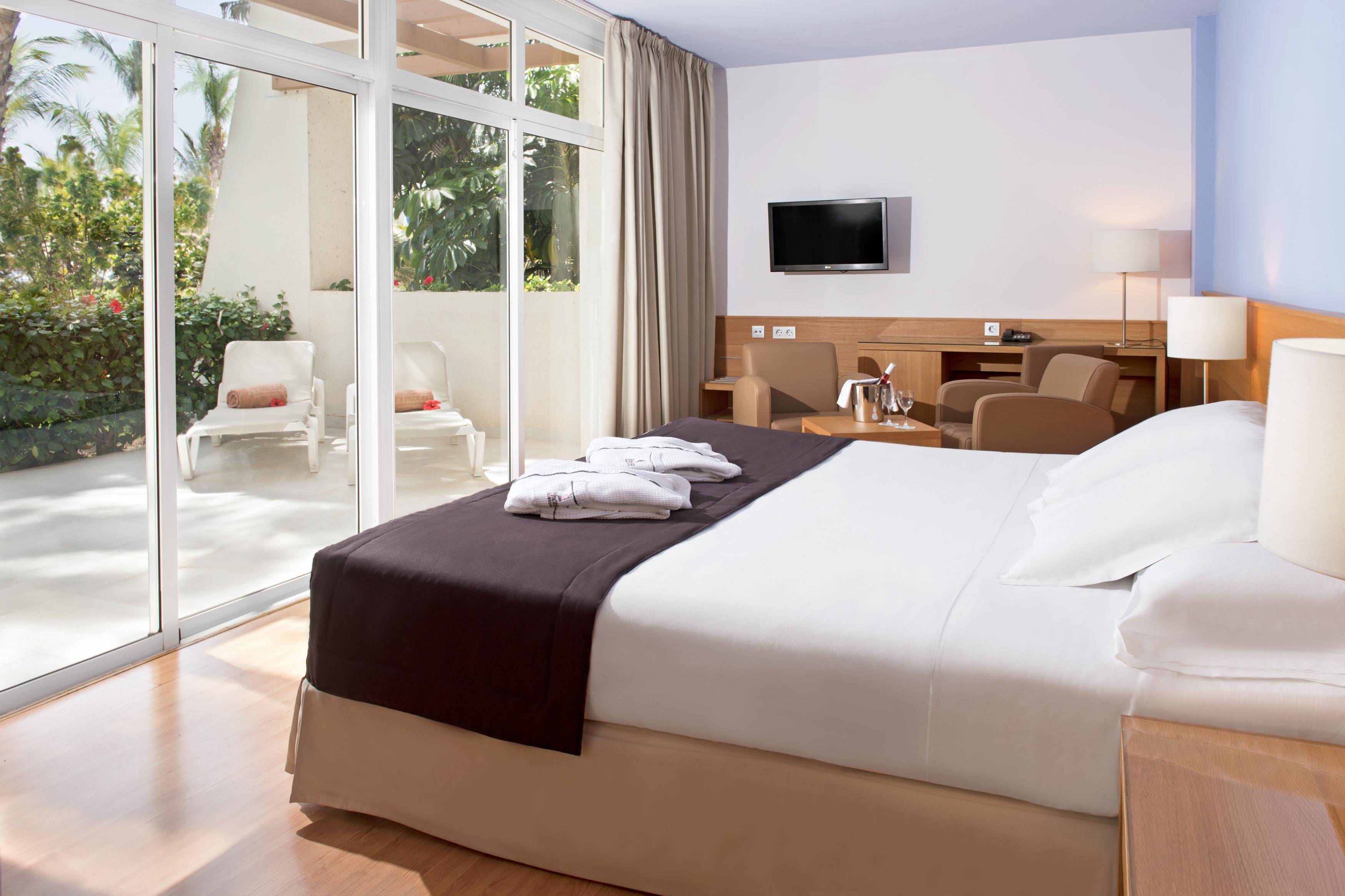 Maspalomas Princess & Tabaiba Princess