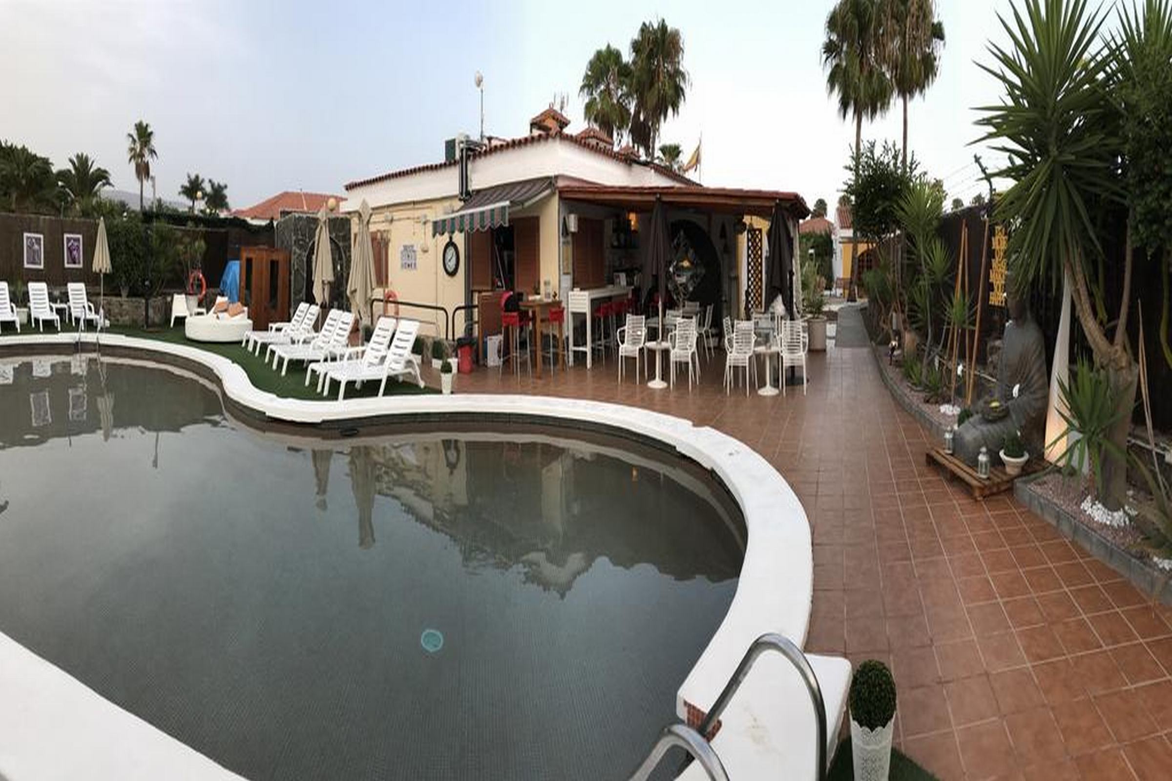 Rainbow Golf Bungalows, Gay Boutique Resort