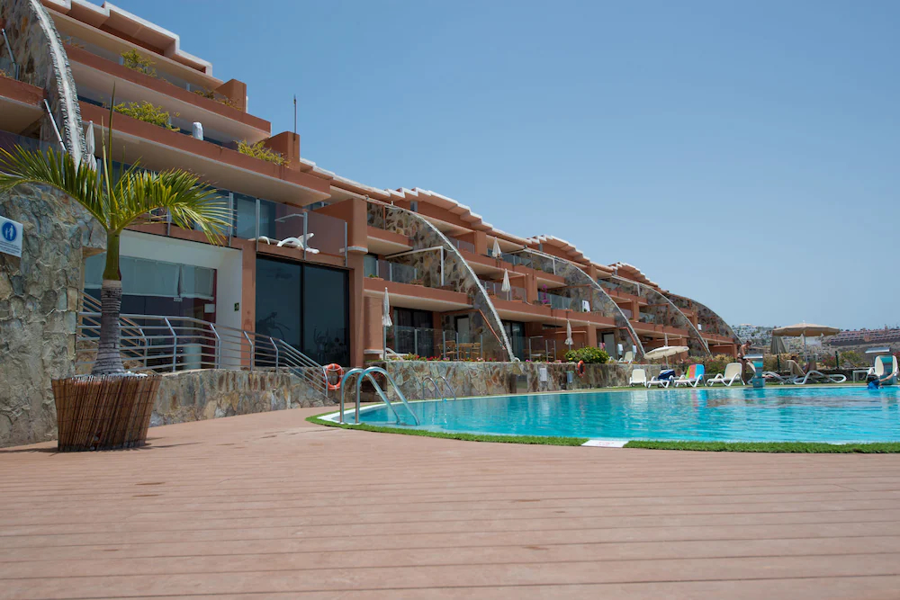 Serinity Amadores Apartments