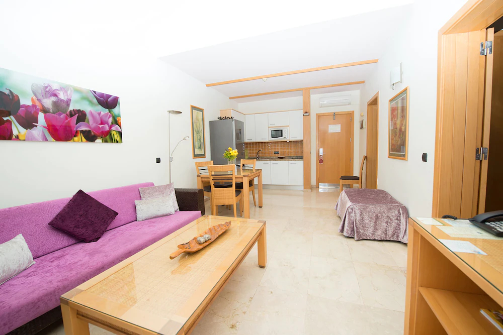 Serinity Amadores Apartments