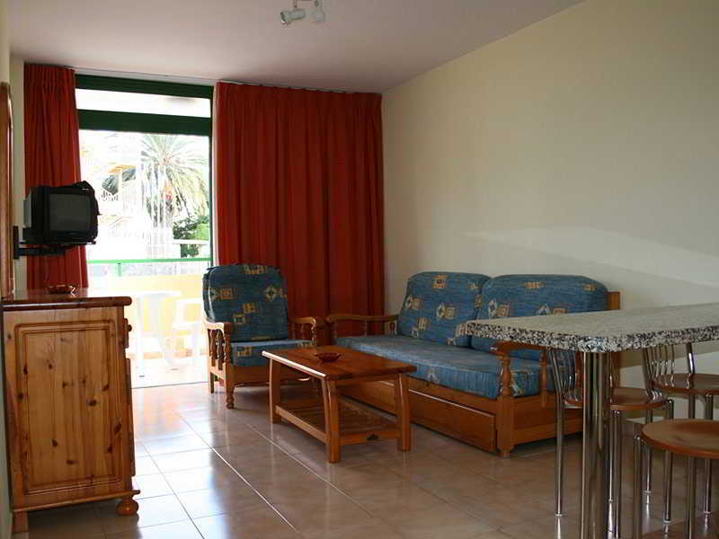 Aparthotel Atis Tirma