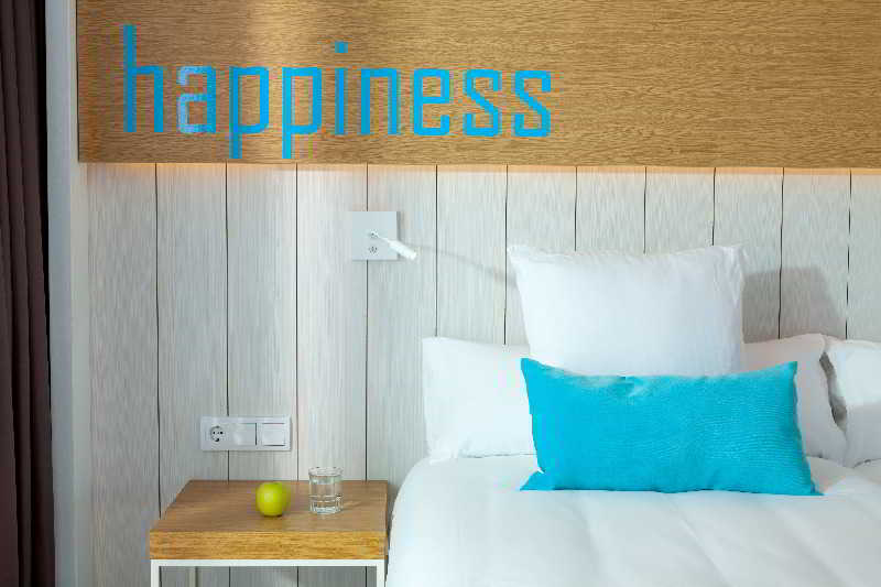 Akeah Broncemar Maspalomas