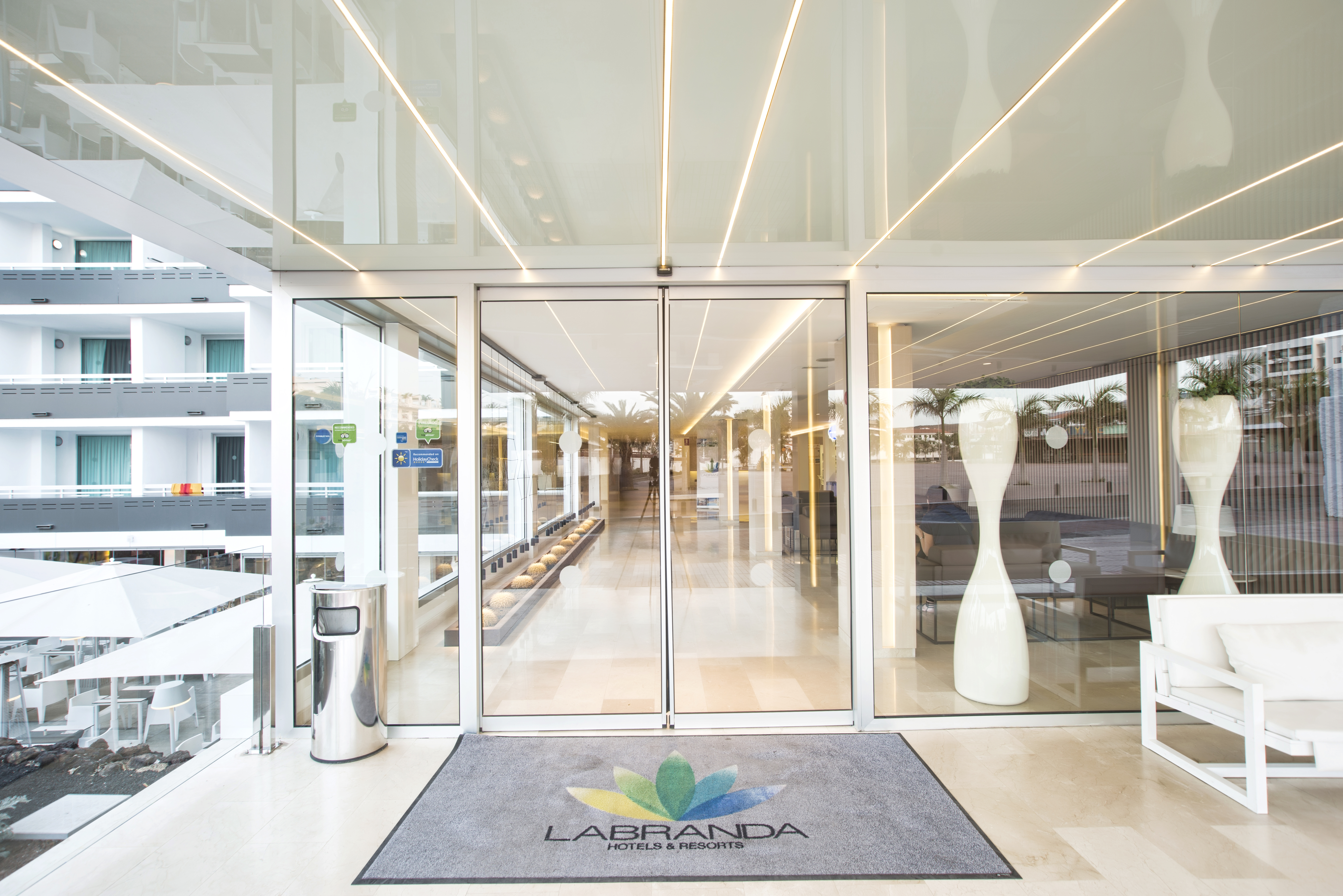 Akeah Broncemar Maspalomas