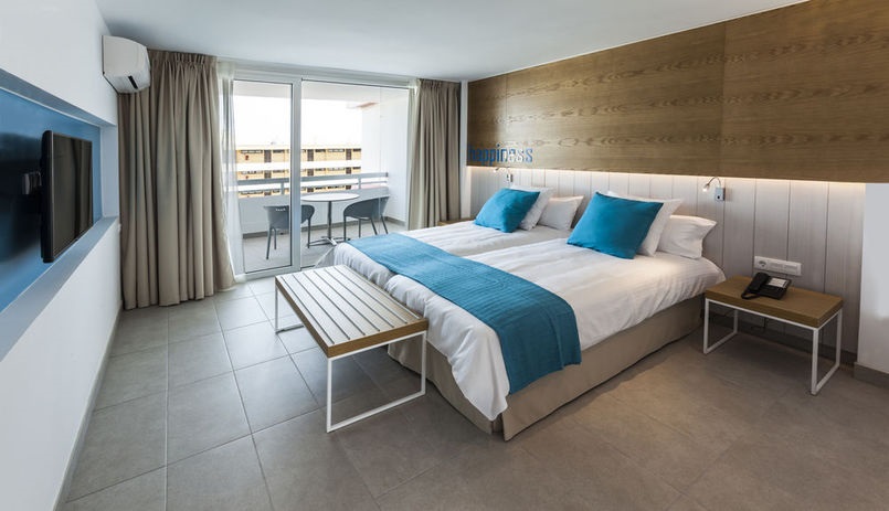 Akeah Broncemar Maspalomas