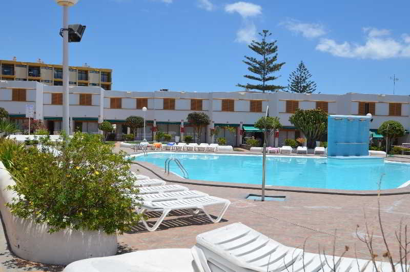 Las Brisas Bungalows