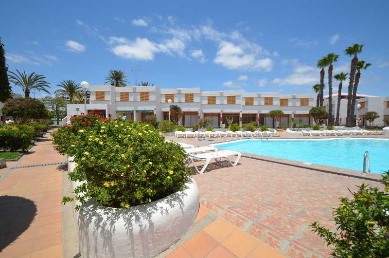 Las Brisas Bungalows