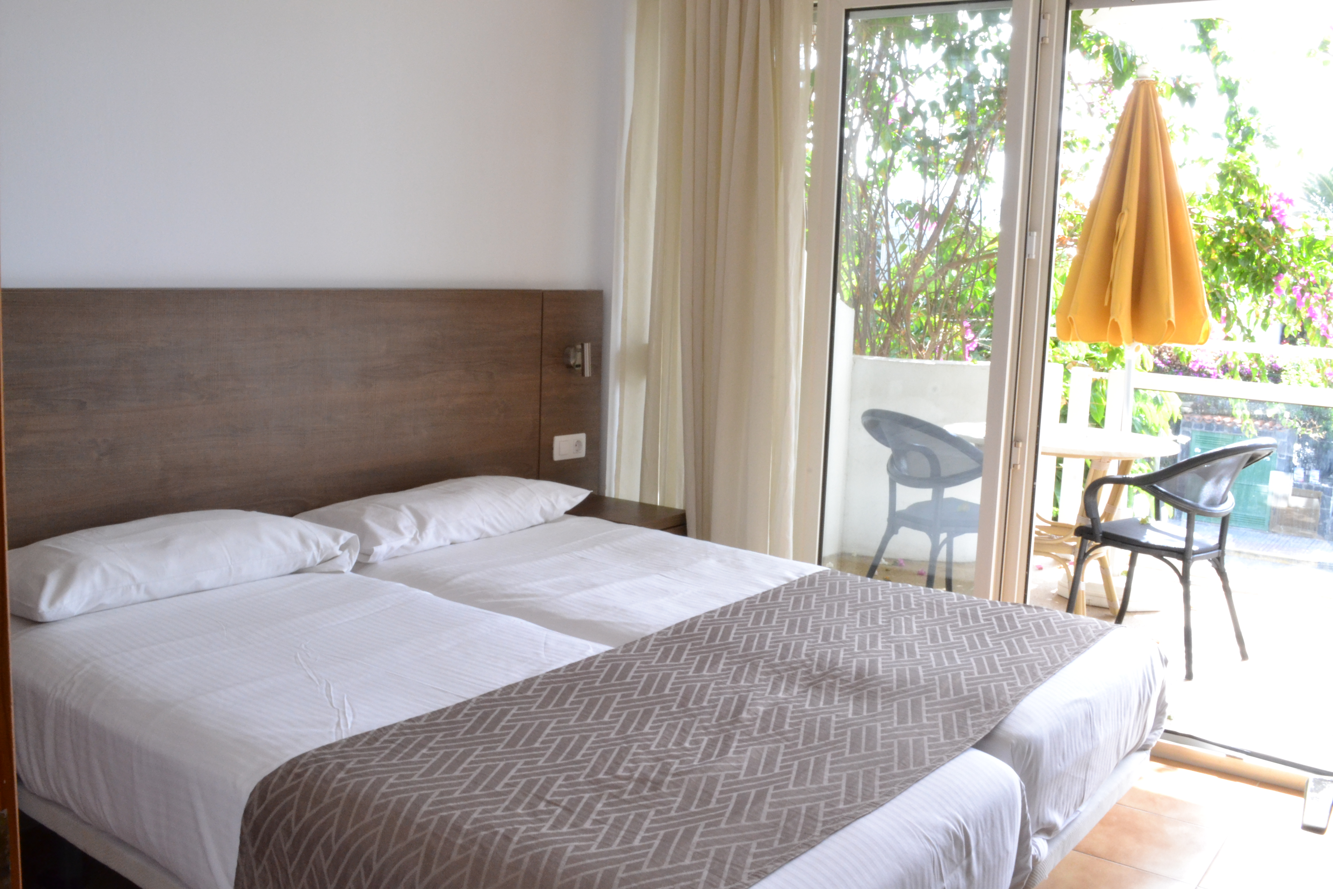 Apartamentos Montemayor