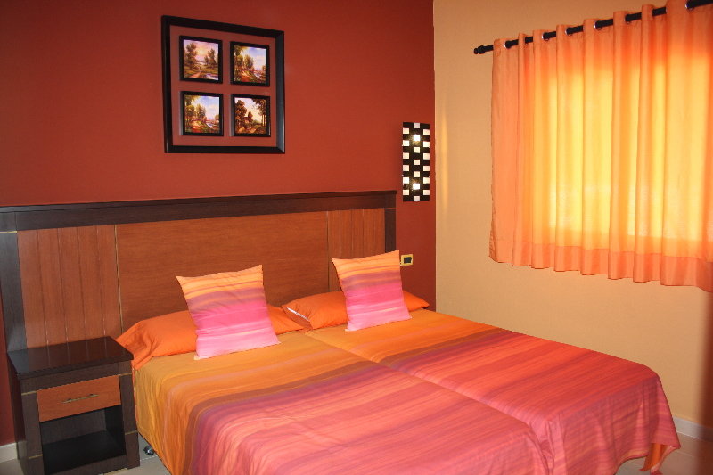 Colina Mar Apartments