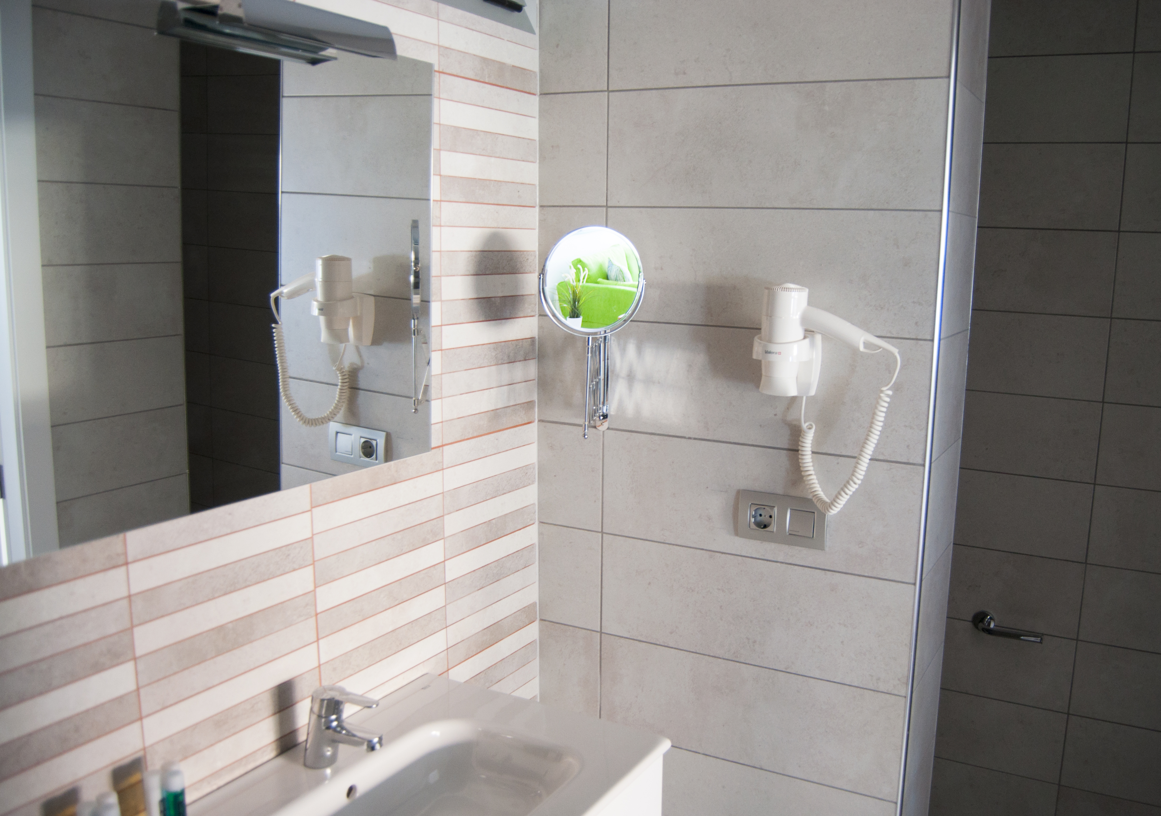 IG Yaizasol by Servatur