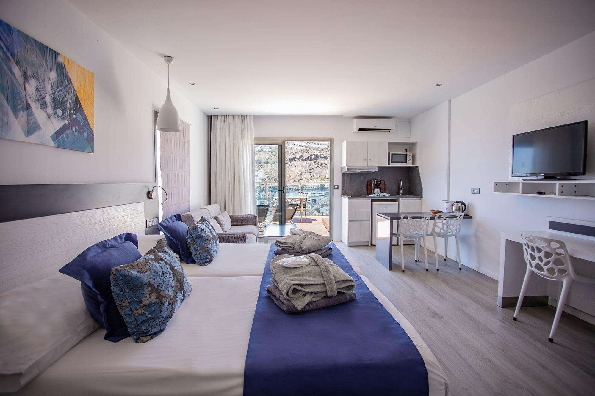 Servatur Casablanca Suites & Spa