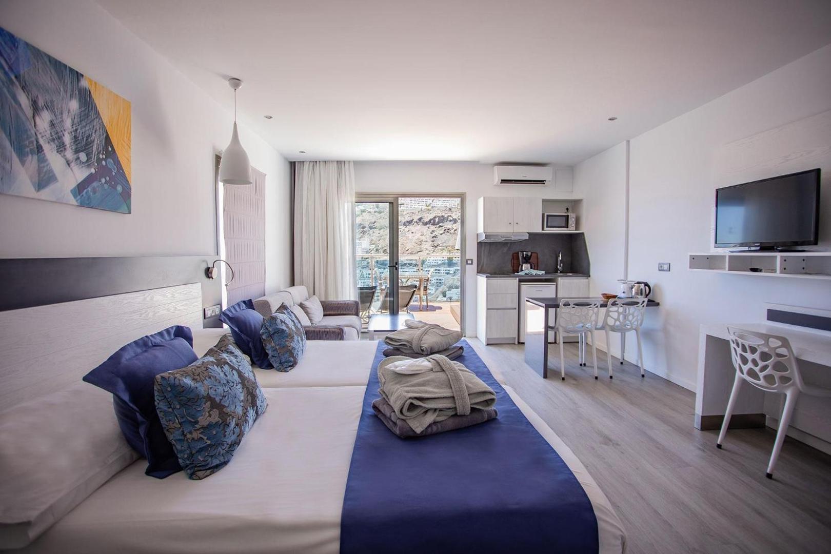 Servatur Casablanca Suites & Spa