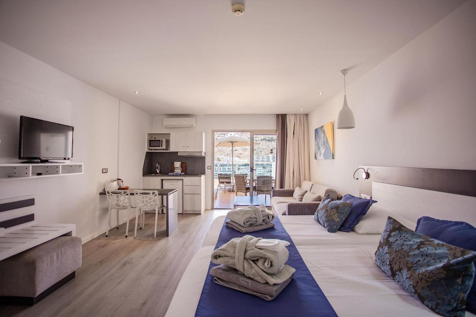 Servatur Casablanca Suites & Spa