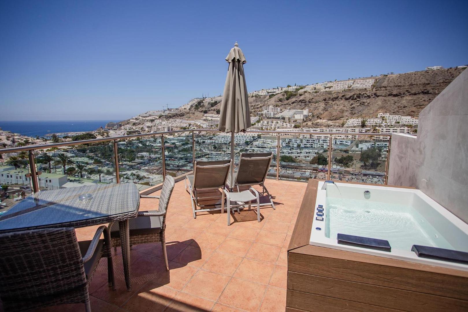 Servatur Casablanca Suites & Spa