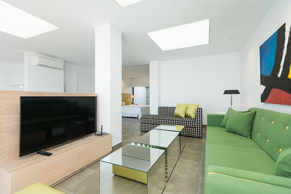 Altos de la Gloria Beach Apartments