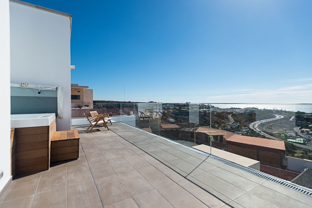 Altos de la Gloria Beach Apartments