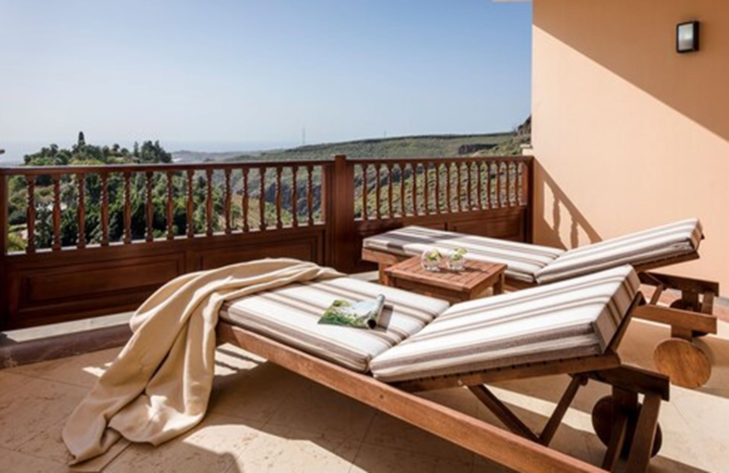 Casa León Royal Retreat