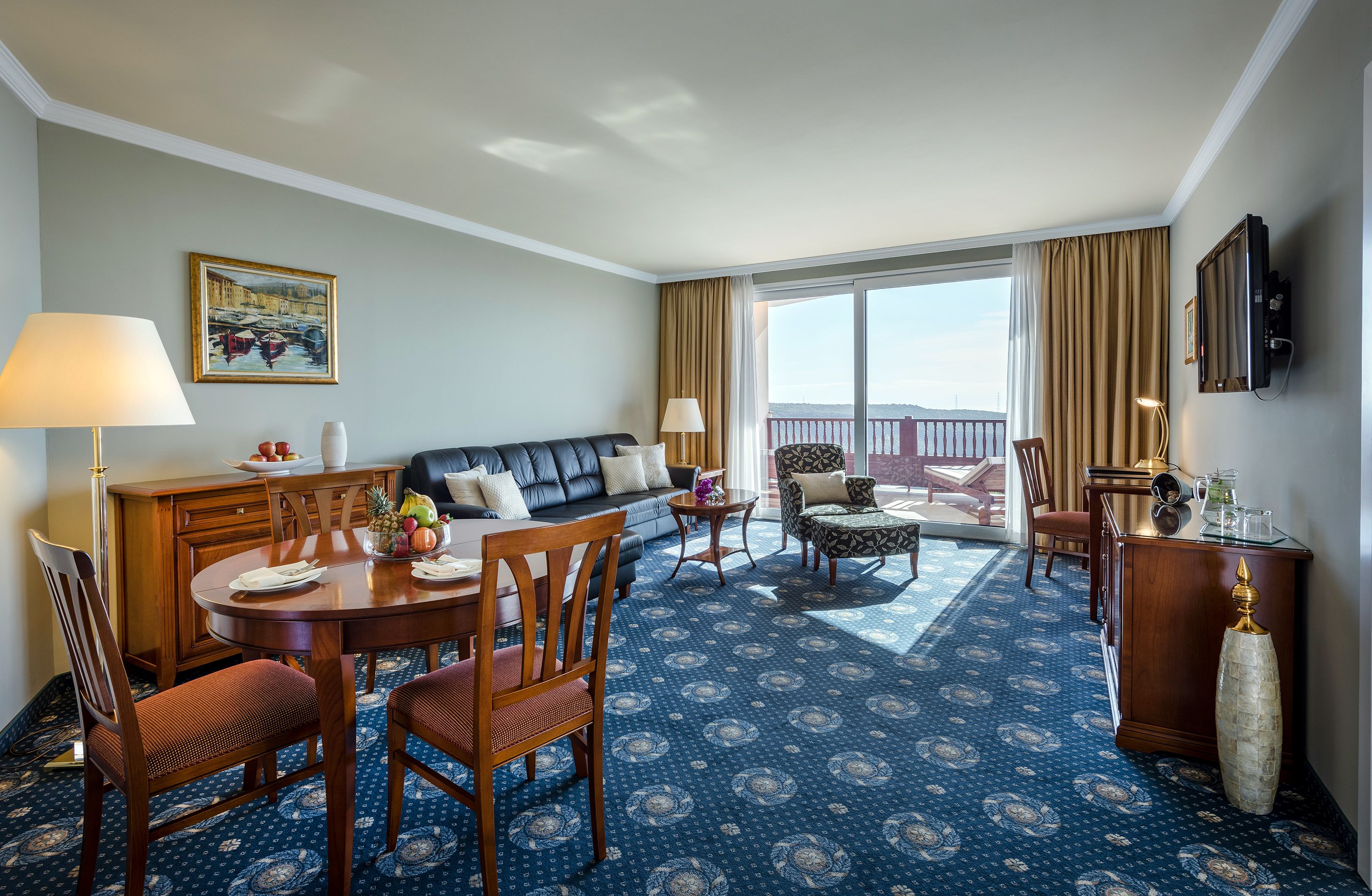 Casa León Royal Retreat