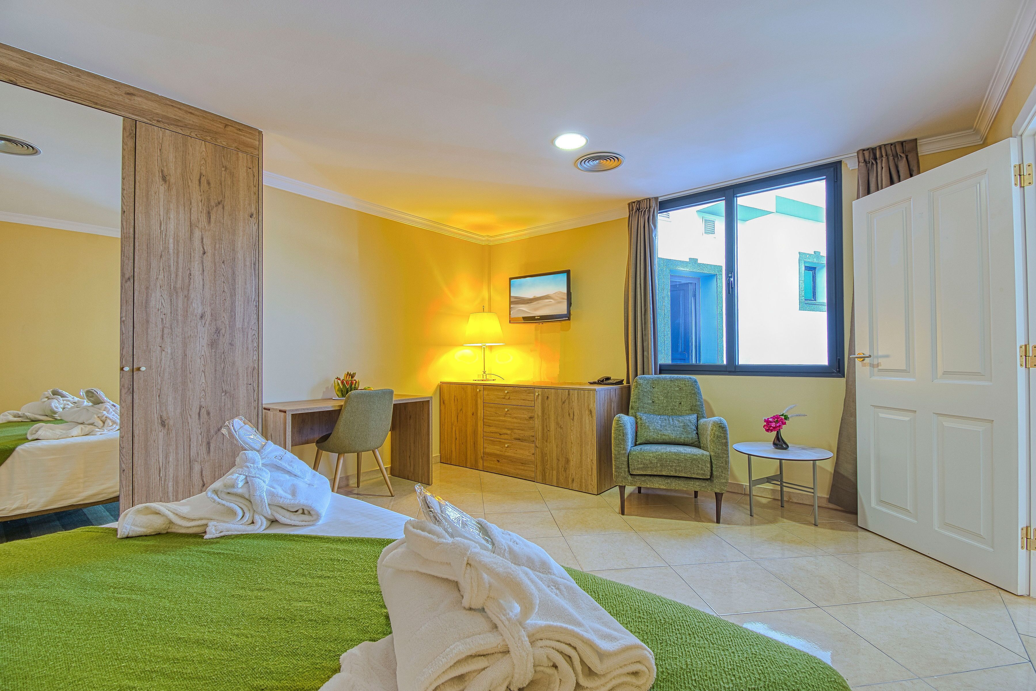 Casa León Royal Retreat