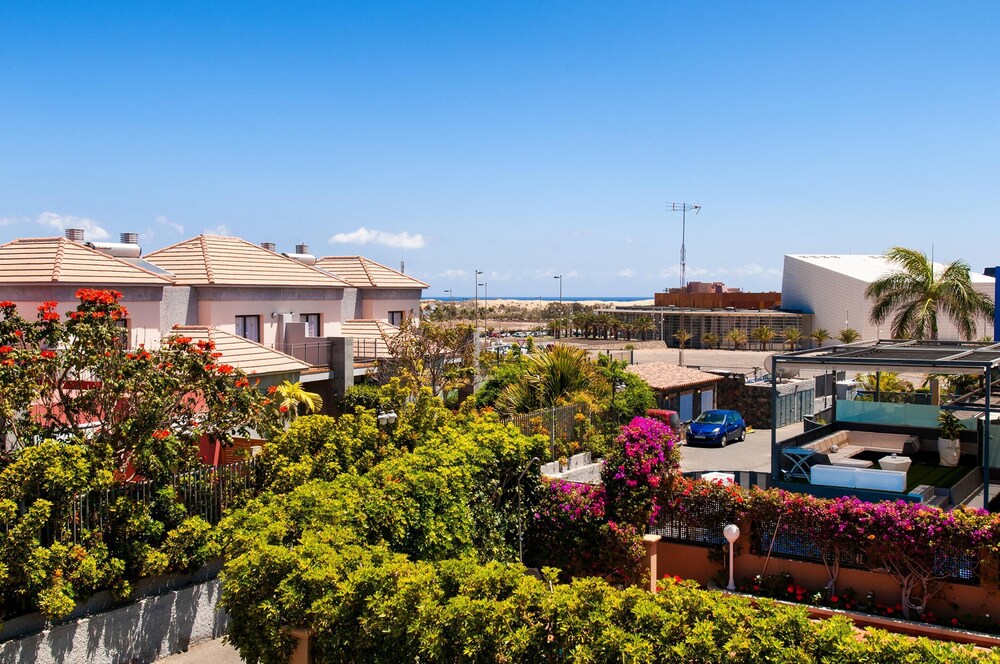 Villa Meloneras Hills 16 Holiday Rentals