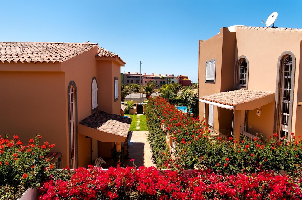 Villa Meloneras Hills 16 Holiday Rentals