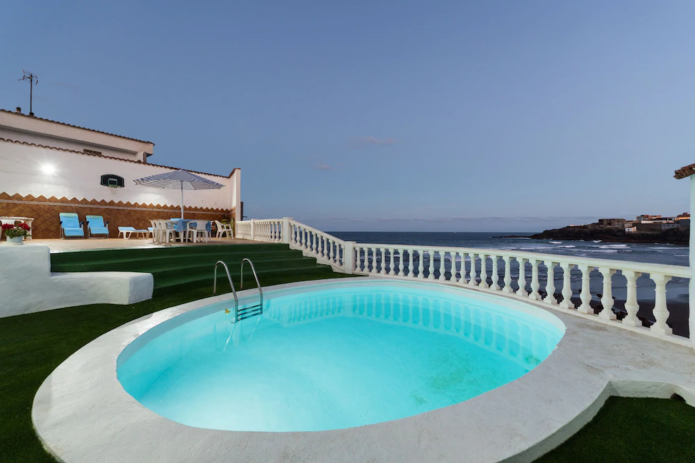 Villa Coki Deluxe - First line of the beach