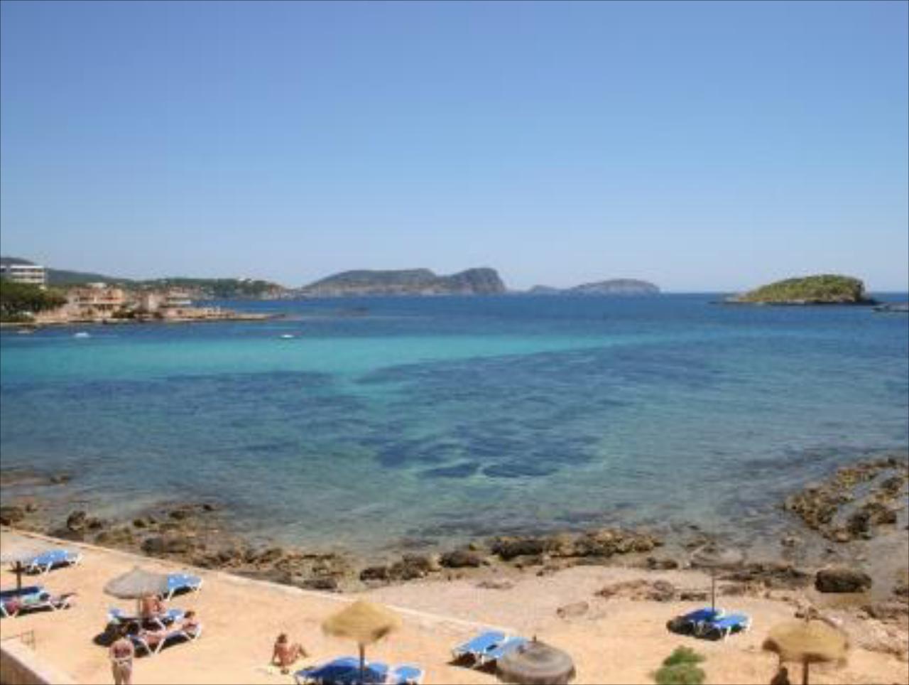 Jacaranda Apartments