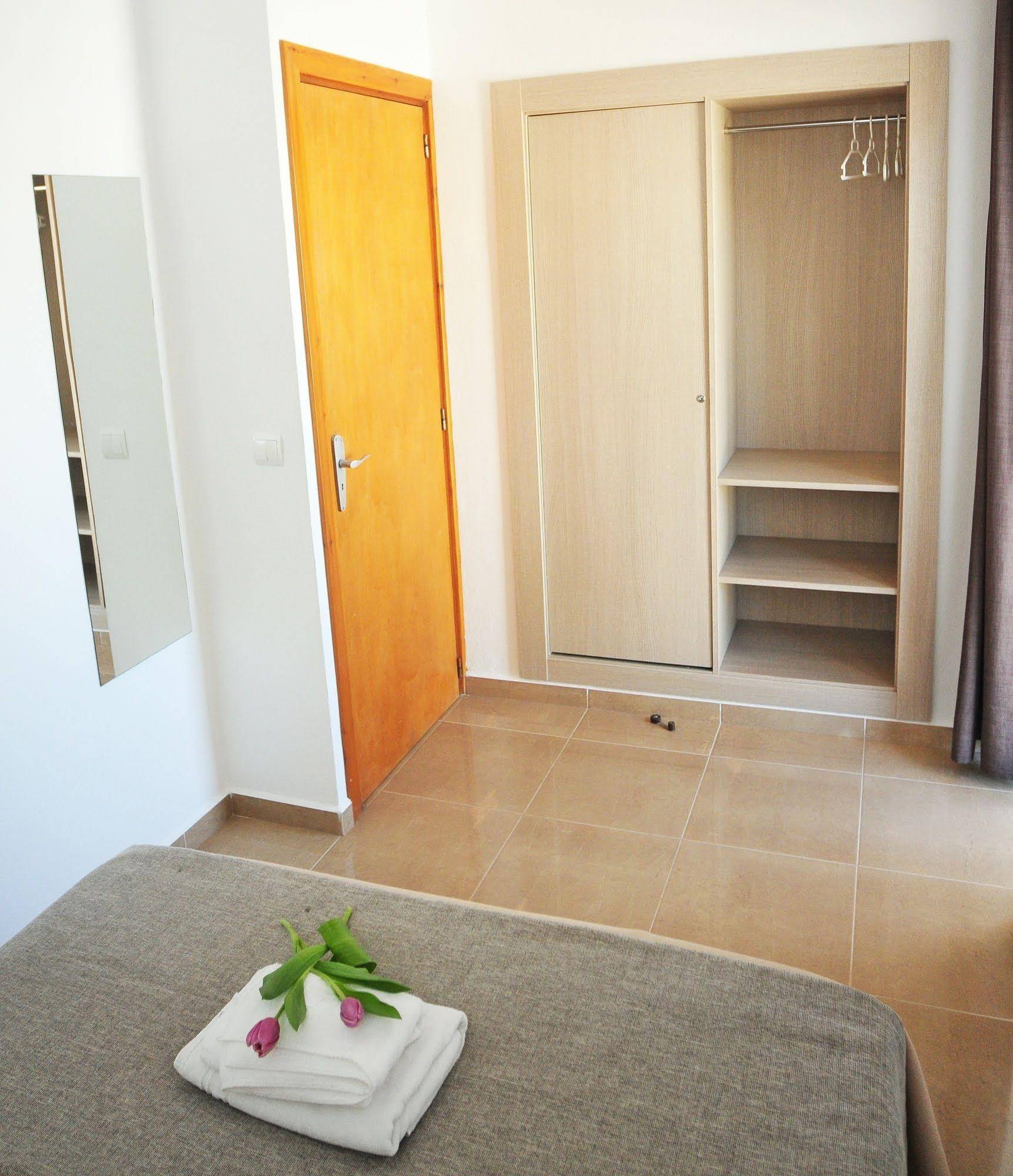Apartamentos Malacosta
