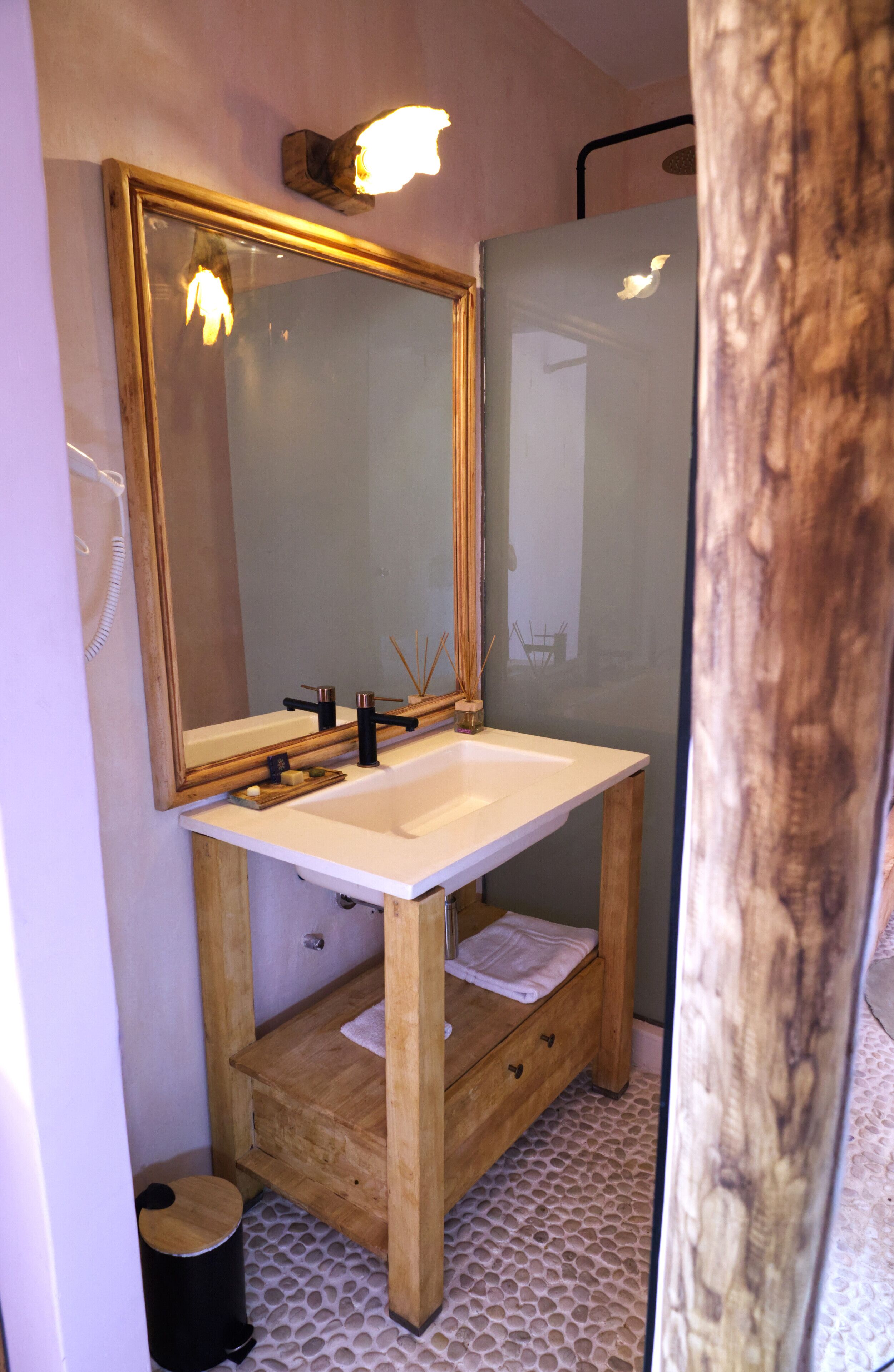 Boutique Hostal Salinas