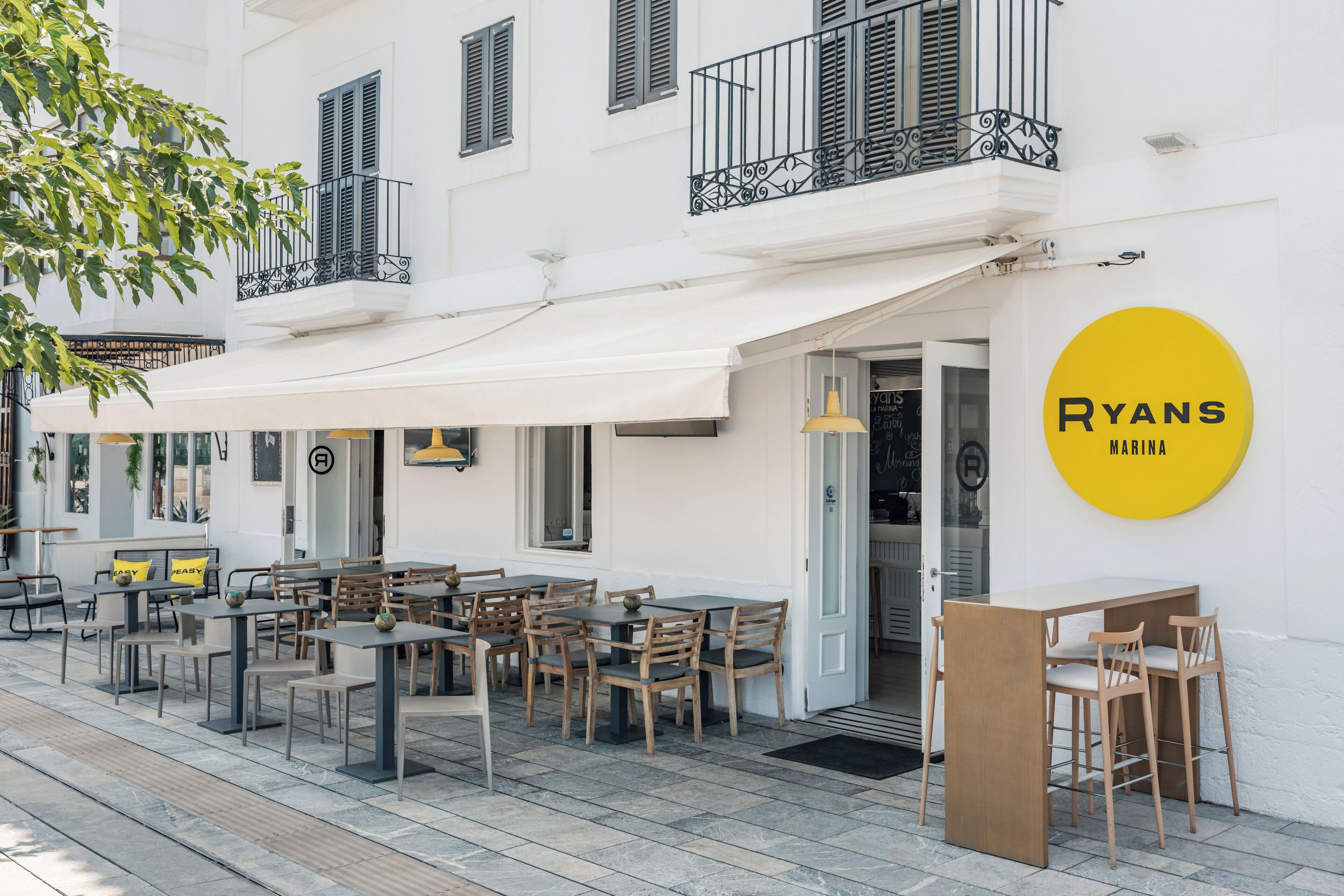 Ryans La Marina